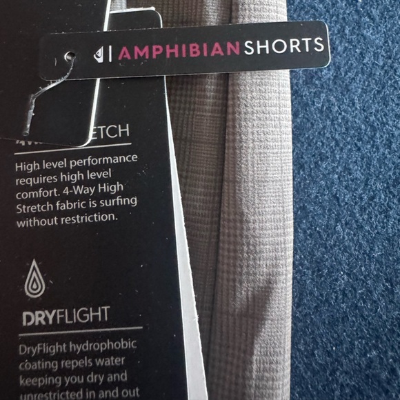 Quiksilver Tan subtle plaid AMPHIBIAN shorts-versatile for IN & OUT of the water - Picture 1 of 12